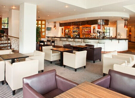 Holiday Inn Sutton 2