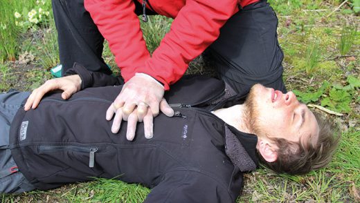 Onsite Emergency Outdoor First Aid Course | Nuco Training